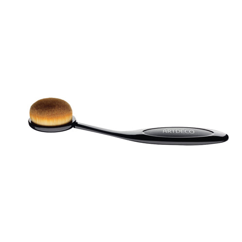 Oval Precision Brush for Seamless Blending