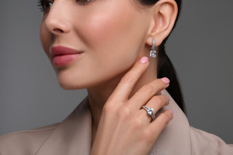 Studs, Hoops, Drops or Huggies: Which Earrings Suit You?