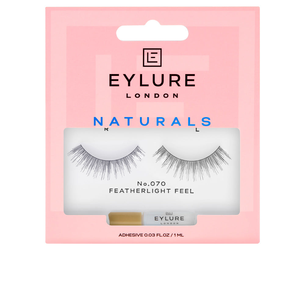 Single pair of handcrafted false eyelashes with compact latex‑free glue, shade #070