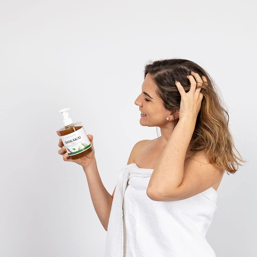 500 ml shampoo bottle, botanical ingredients, Shikakai blend, Unisex haircare