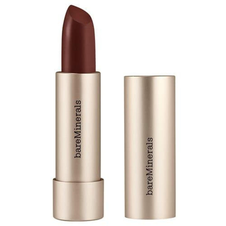 Satin lipstick bullet in Integrity shade, 3.6 g, creamy textured finish