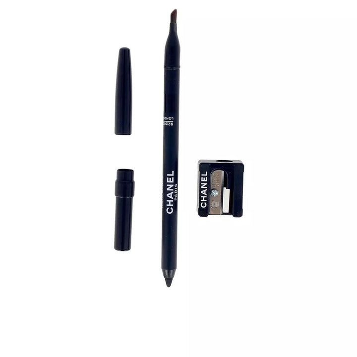 Slim black precision eyeliner pencil with creamy tip for defined lines, Unisex