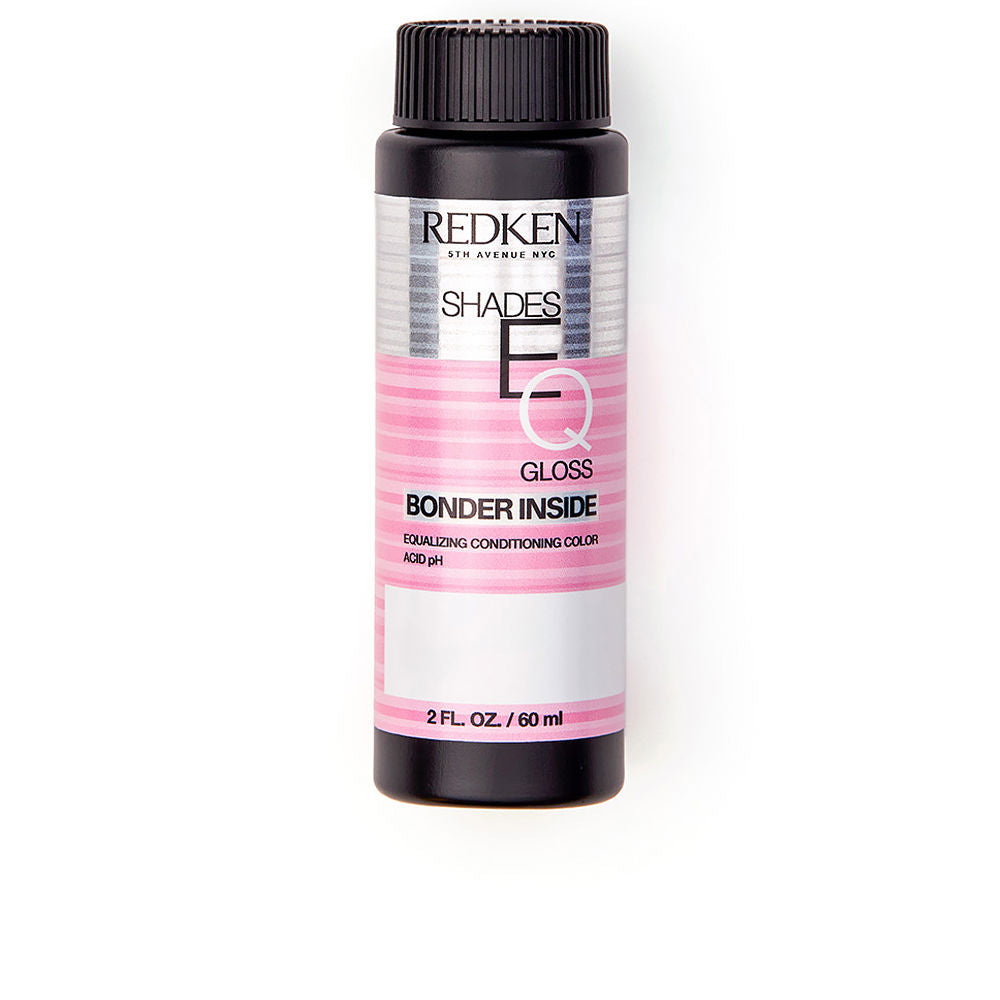 Three 60 ml amber ampoules of acidic, ammonia-free demi permanent hair colour