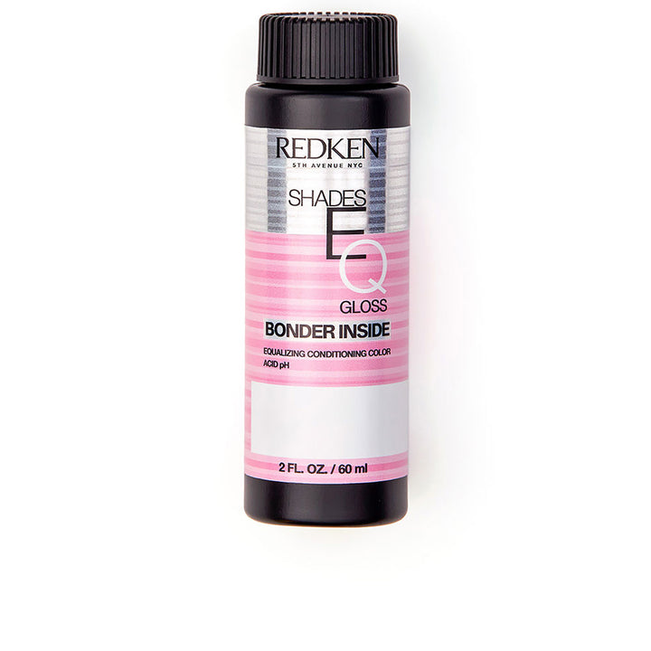 Three 60 ml bottles of ammonia-free acidic semipermanent hair colour treatment