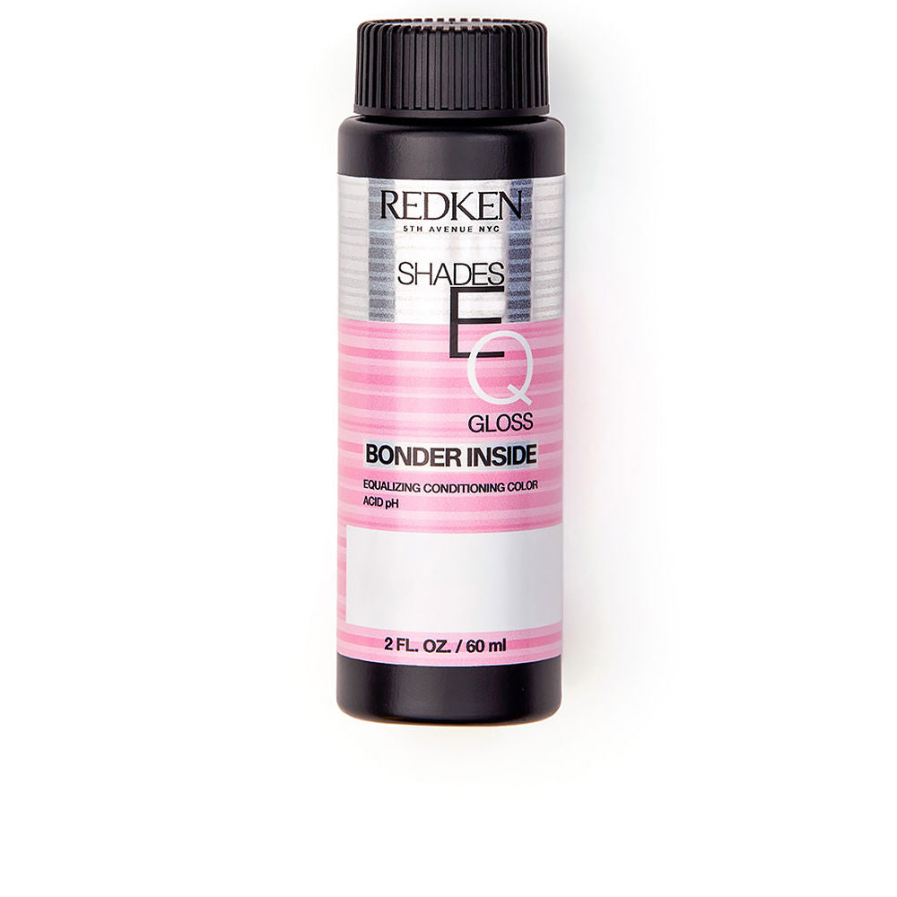 Three 60 ml tubes of ammonia-free semi-permanent vegan hair colour in clinical packaging