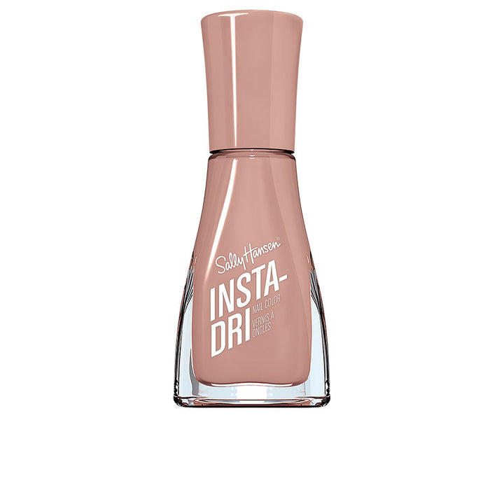 Small 9.17 ml quick‑dry 3‑in‑1 nail polish bottle, contoured brush, glossy finish