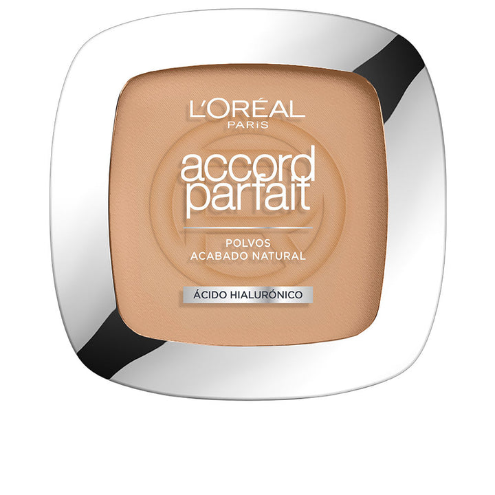 Compact face powder with mirror, beige tone, 9 g, hydrating finish