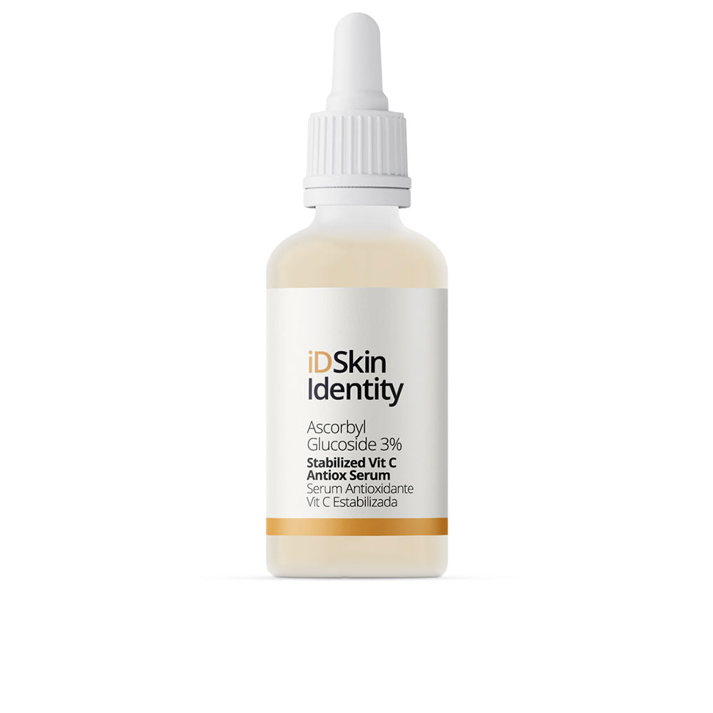 30 ml glass bottle of stabilised vitamin C serum with clear liquid