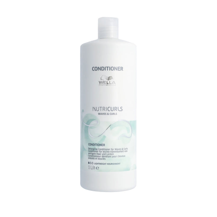 200 ml tube of lightweight detangling conditioner for wavy and curly hair, jojoba-infused