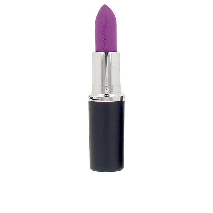 Creamy matte lipstick in deep rose shade, 3.5 g bullet.