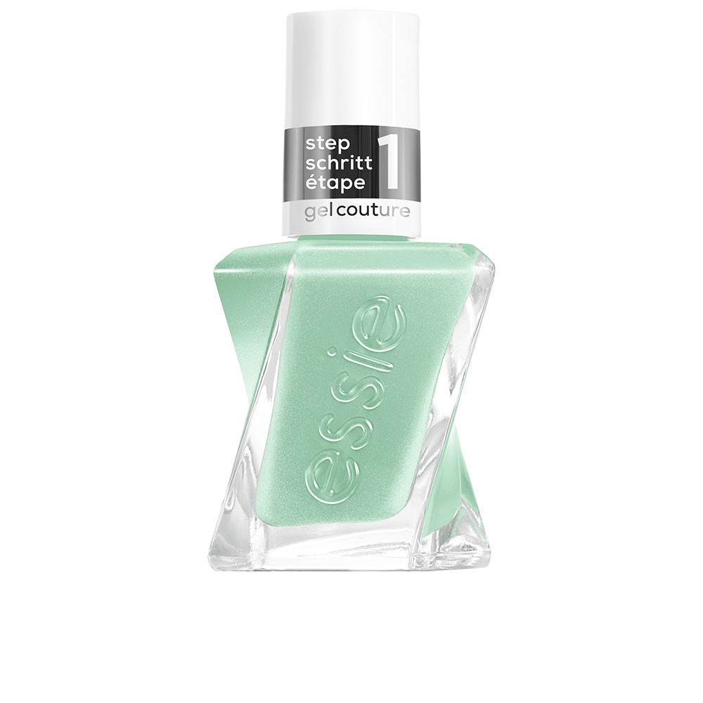 Rose-nude gel-effect nail polish bottle with wide curved brush, 13.5 ml