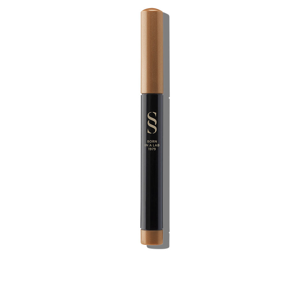Creamy golden-brown 3-in-1 eye pencil with built-in sharpener, 4 g stick