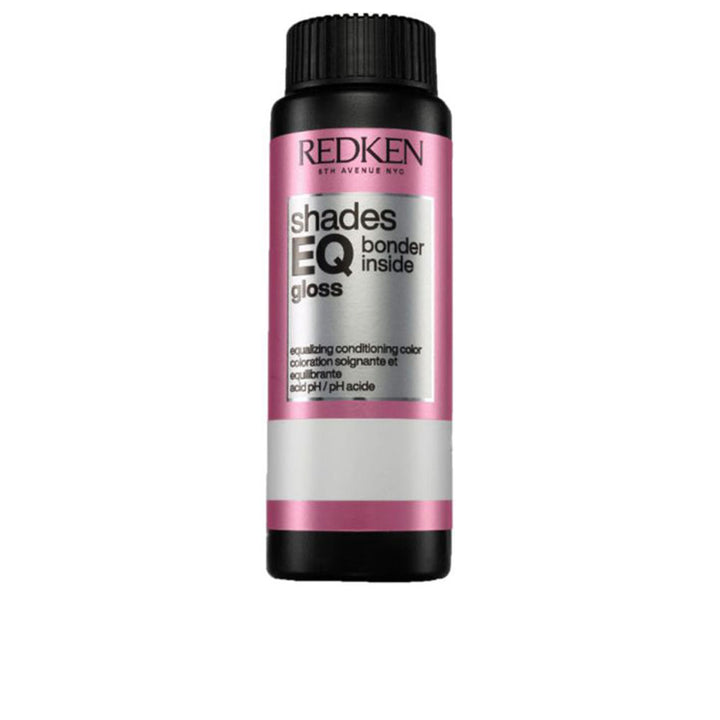 Three 60 ml bottles of ammonia‑free acidic semi‑permanent hair colour, 05NW